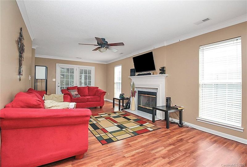 5227 Hedgecrest Pl, Charlotte, NC 28269