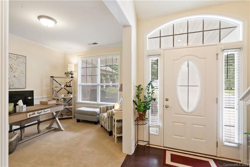 4311 Connestee Ct, Charlotte, NC 28269