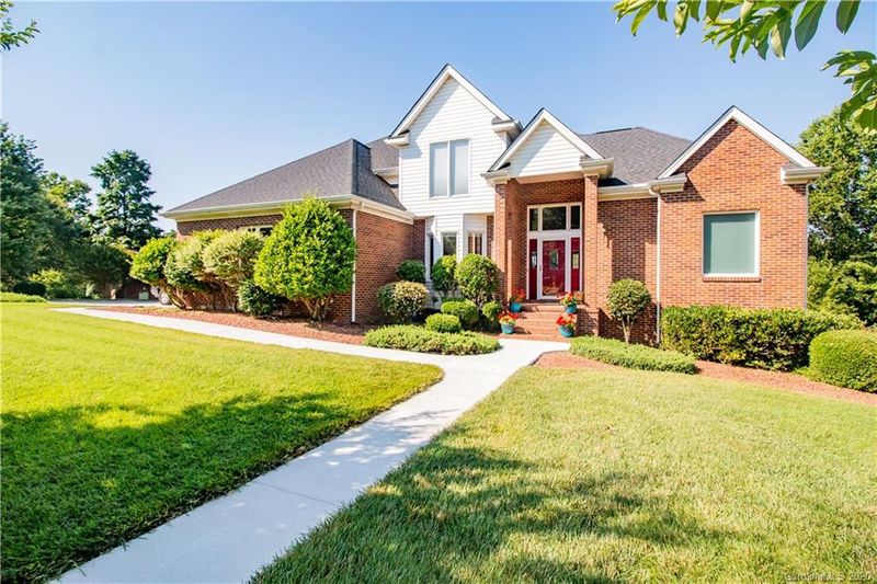 105 Habersham Loop, Statesville, NC 28677
