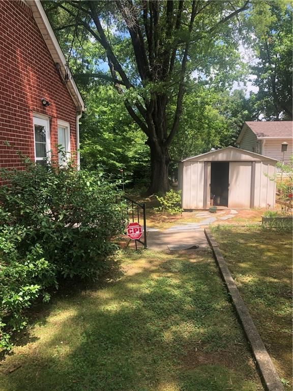 408 4th St SW, Conover, NC 28613