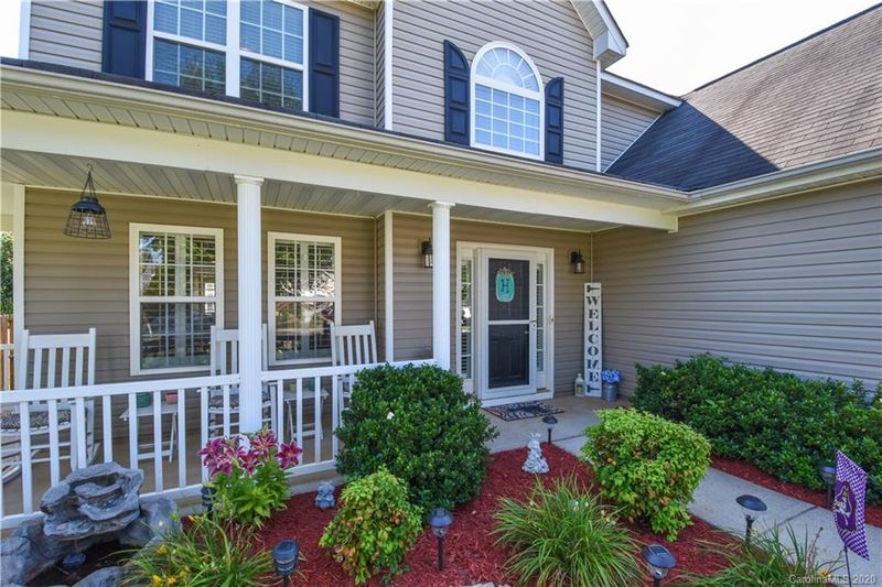 207 Almora Loop, Mooresville, NC 28115
