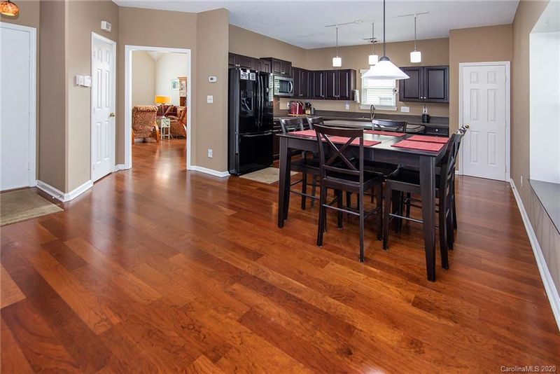 6622 Brenock Ln, Charlotte, NC 28269