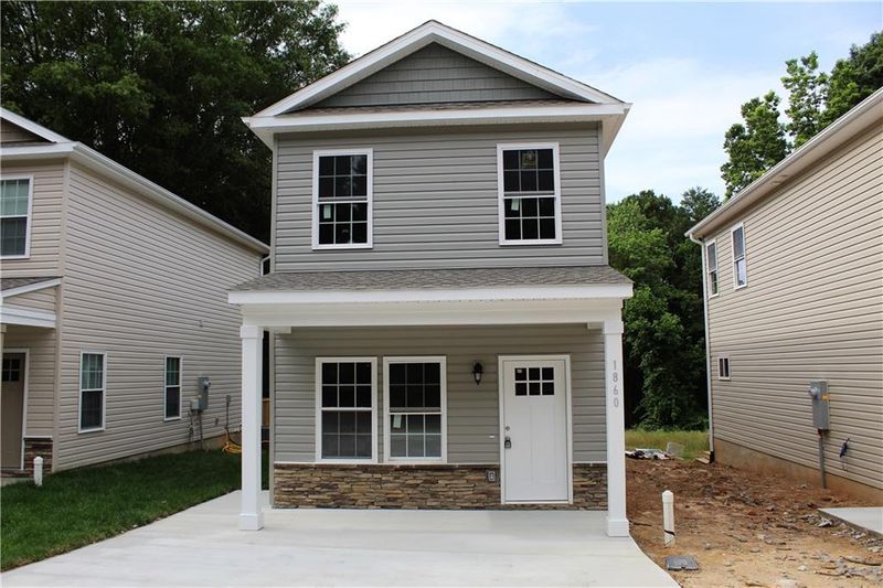 1778 17th Ave NE #5, Hickory, NC 28601