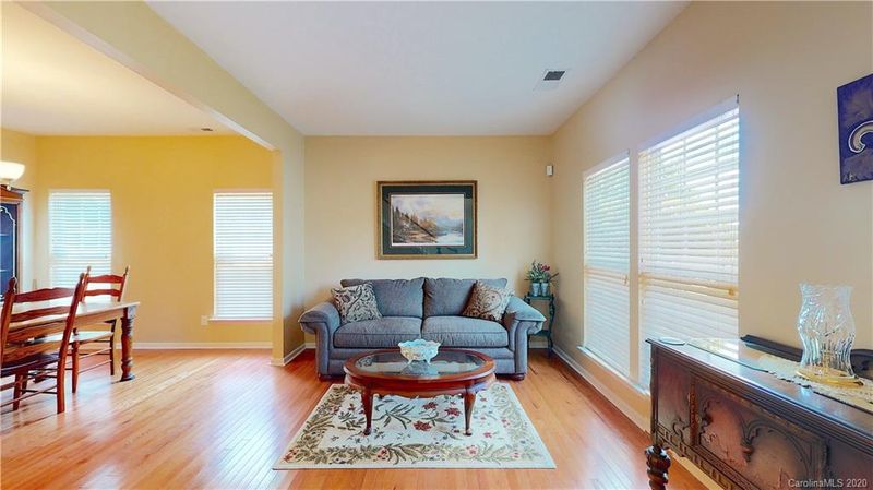 13438 Edgetree Dr, Pineville, NC 28134