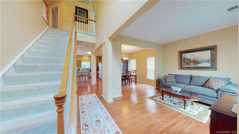 13438 Edgetree Dr, Pineville, NC 28134