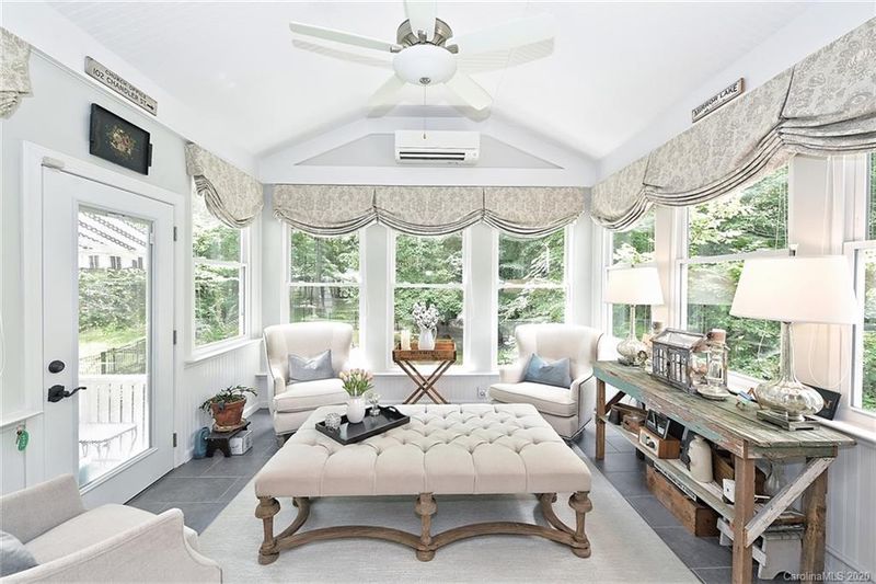 20116 Coachmans Wood Ln, Cornelius, NC 28031