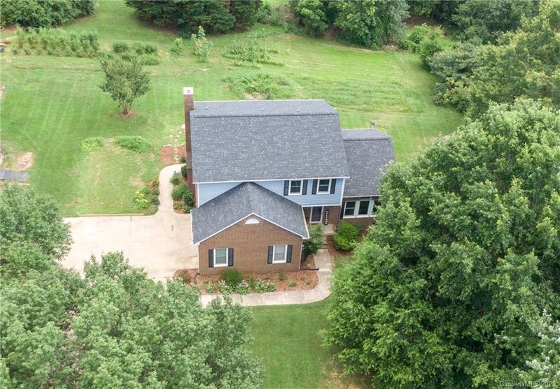 6308 Bluffton Ln, Midland, NC 28107