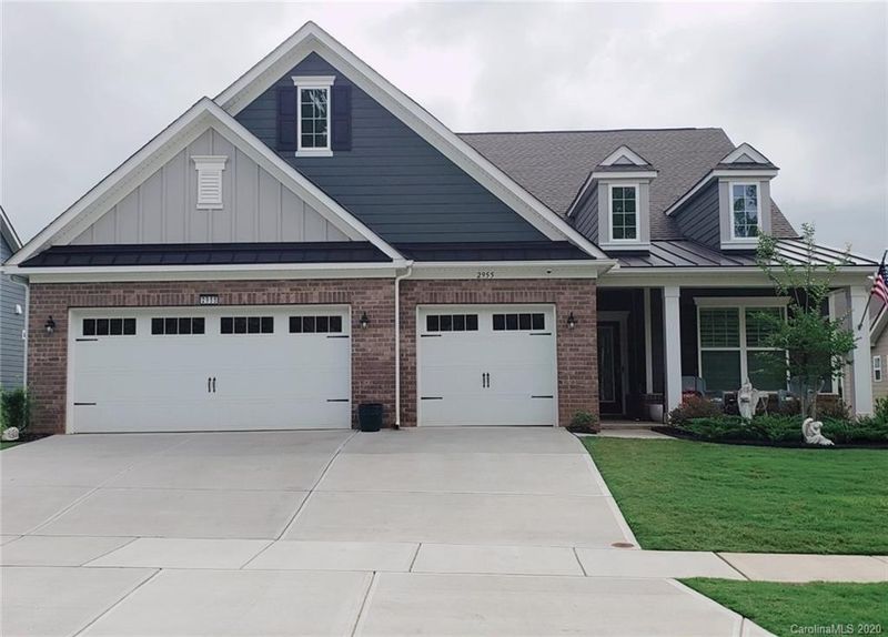 2955 Arches Bluff Cir, Lancaster, SC 29720