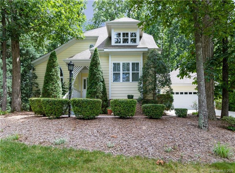 852 Creek Bluff Rd, Rock Hill, SC 29732