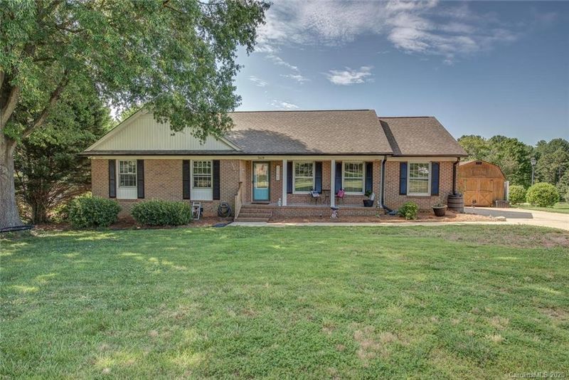3409 Sherwood Cir, Gastonia, NC 28056