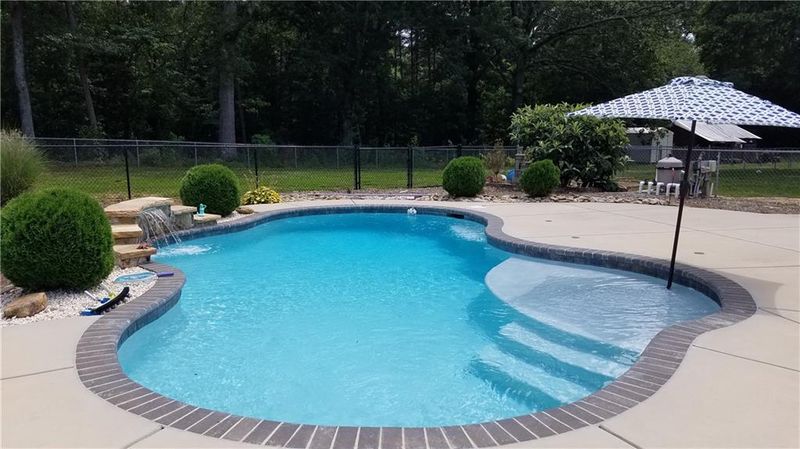 3314 36th Ave NE, Hickory, NC 28601