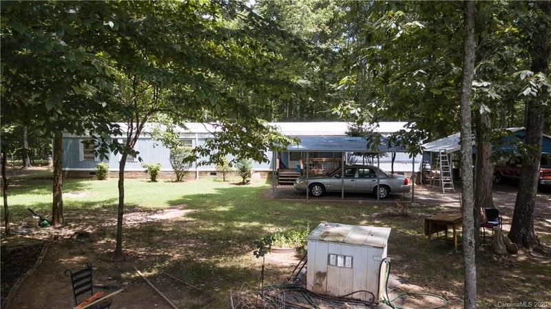 1108 Mountain Brook Dr, Clover, SC 29710