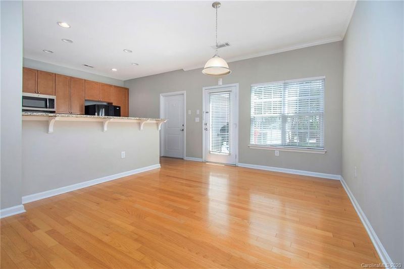 913 Central Park Cir, Davidson, NC 28036