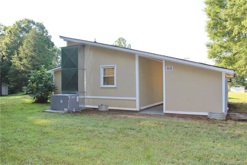 2439 Kendlewood Dr, Lancaster, SC 29720