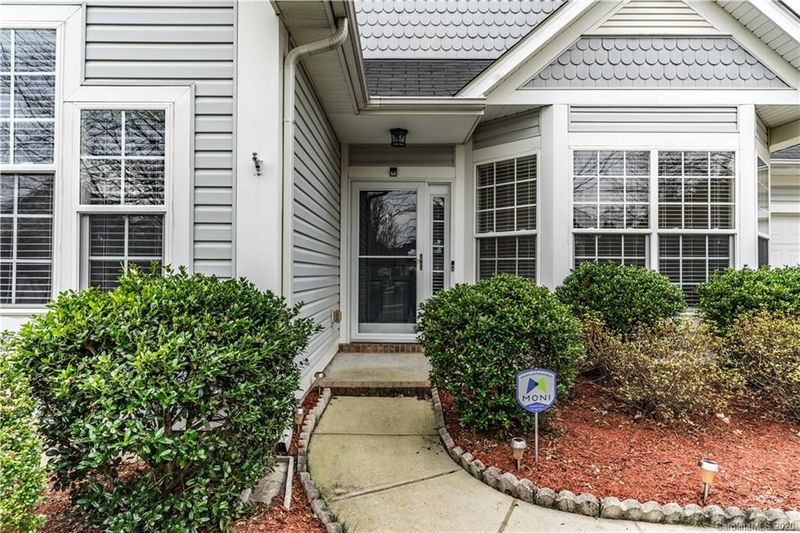 1140 Millbank Dr, Matthews, NC 28104