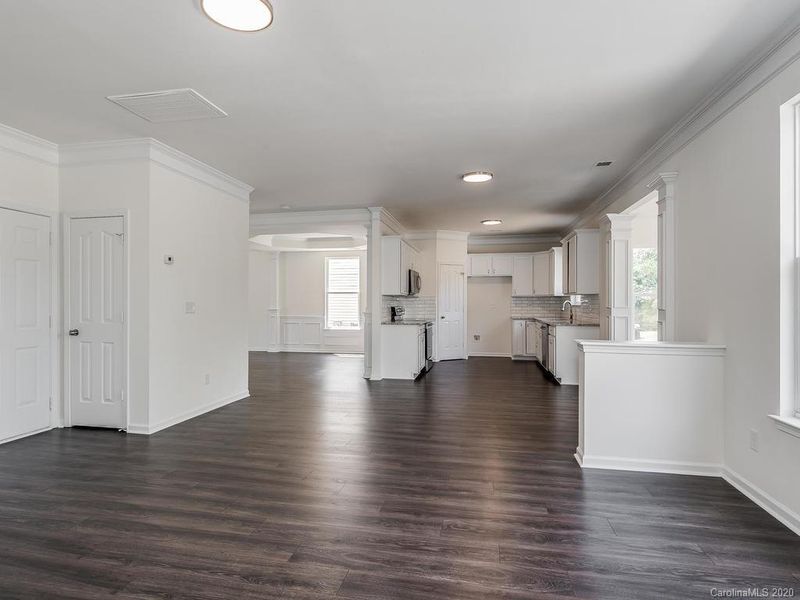 14808 Castletown House Dr, Charlotte, NC 28273