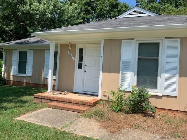 9301 Split Rail Ln, Charlotte, NC 28227