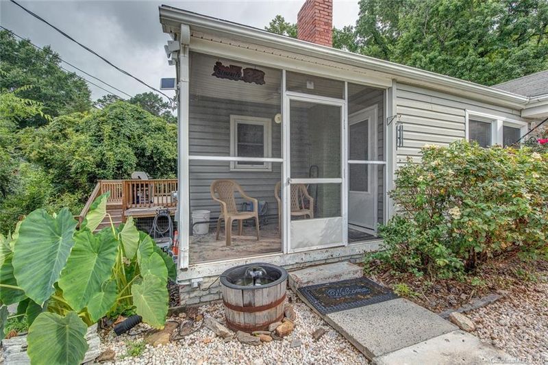288 Park St #3, Cramerton, NC 28032