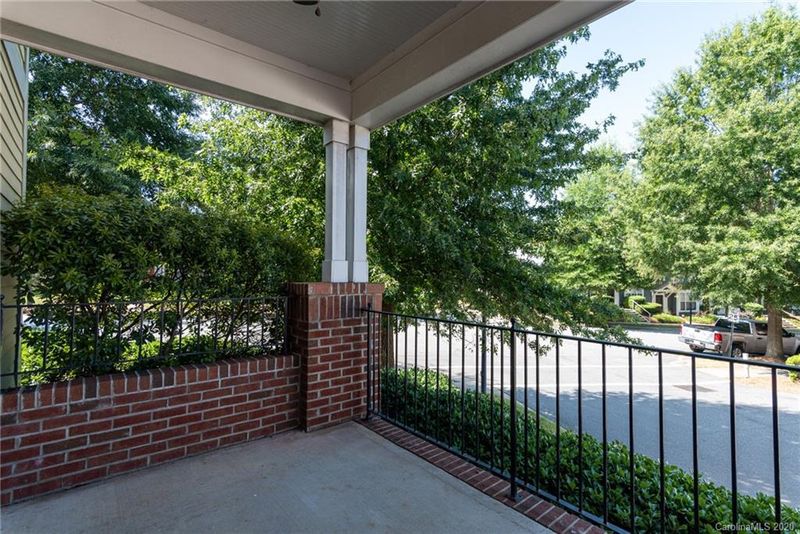 330 Davidson Gateway Dr, Davidson, NC 28036