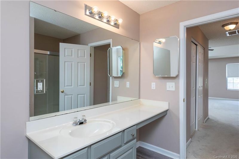 507 Sunledge Ter, York, SC 29745