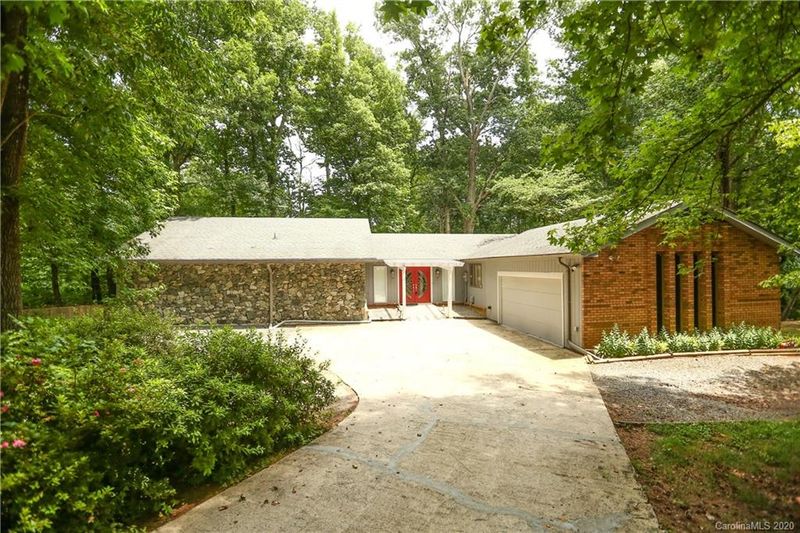 1008 Litchfield Pl, Concord, NC 28027