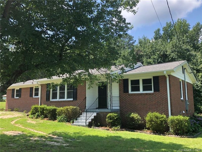 105 Blackmon Cir, Kershaw, SC 29067