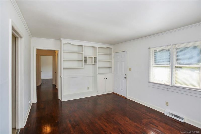 227 Bennett St, Charlotte, NC 28213