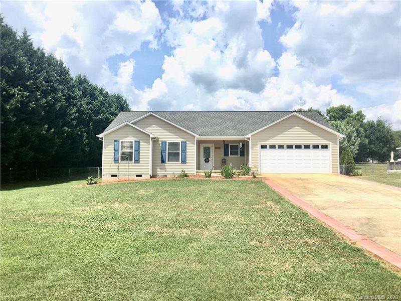2630 Broodmare Dr, Maiden, NC 28650