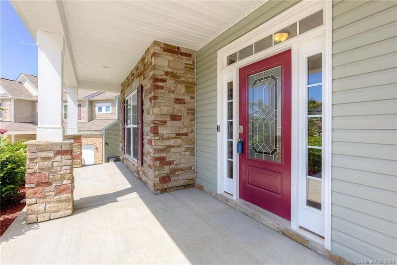 7707 Kelburn Ln, Charlotte, NC 28273