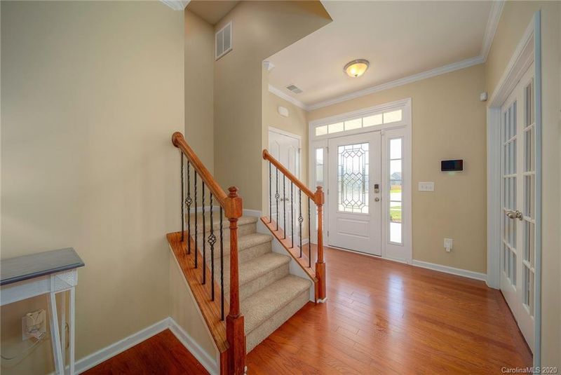 7707 Kelburn Ln, Charlotte, NC 28273