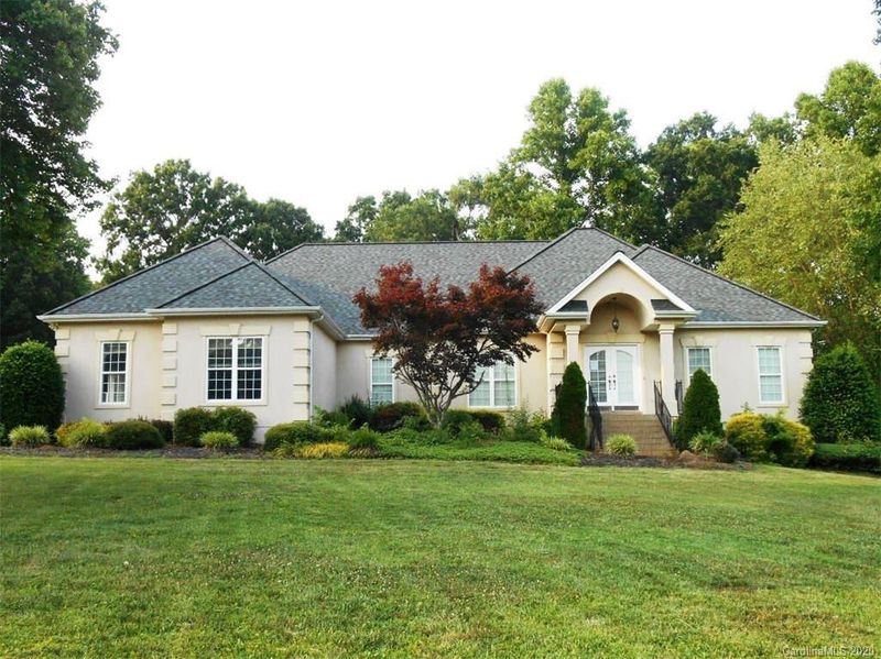 235 Golf Course Dr, Maiden, NC 28650