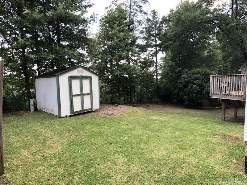 9704 Packard St, Pineville, NC 28134