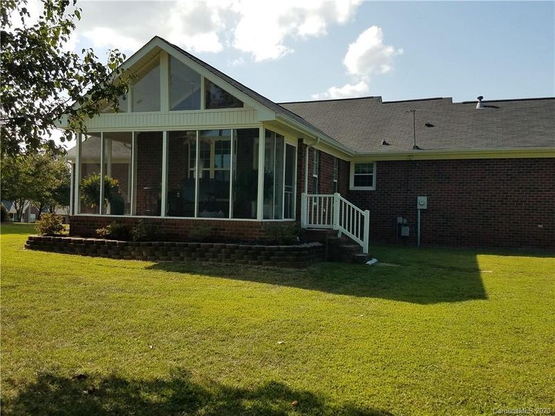 913 Secrest Hill Dr, Monroe, NC 28110