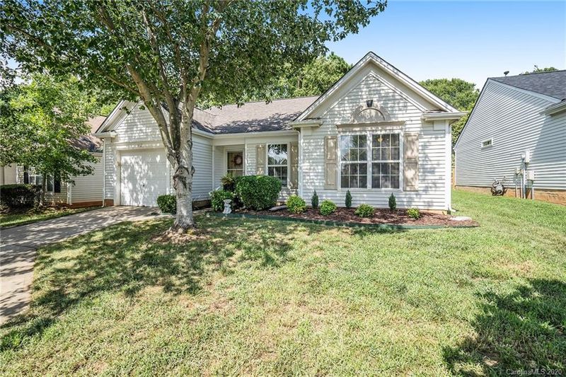 1412 Rumstone Ln, Charlotte, NC 28262
