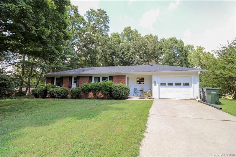 865 Pineridge Pl SE, Concord, NC 28025