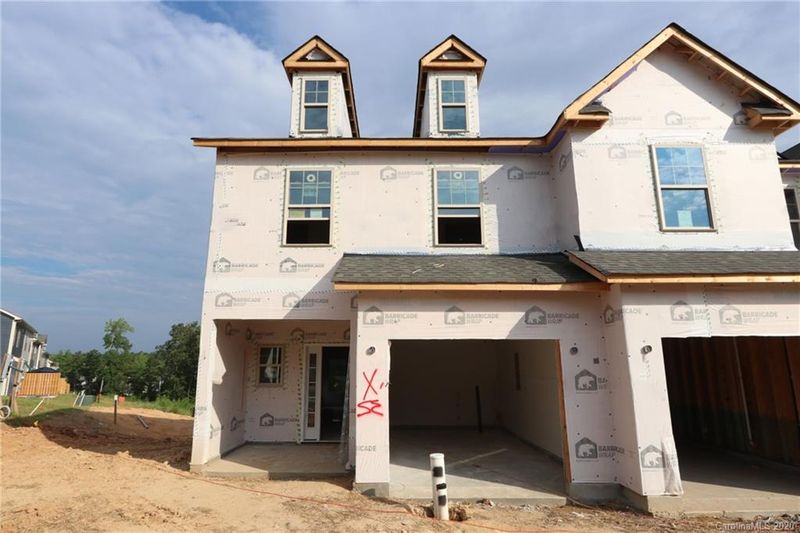 560 Dulaney Dr, Tega Cay, SC 29708