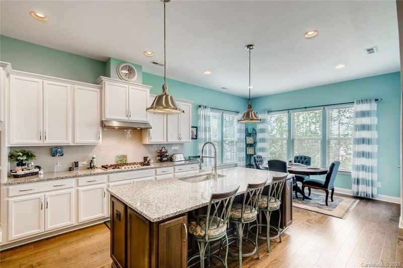 11012 Double Knot Ct, Midland, NC 28107