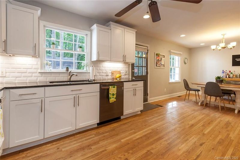 5300 Addison Dr, Charlotte, NC 28211