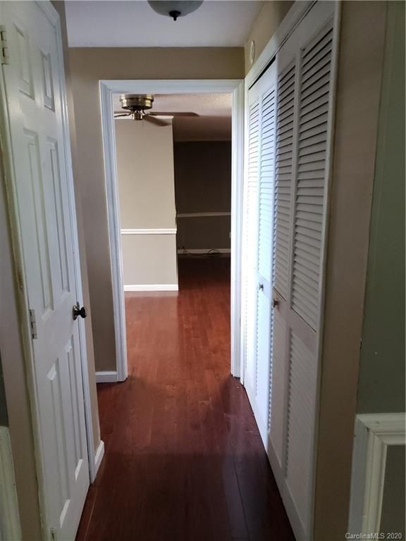 1511 Teddington Dr, Charlotte, NC 28214