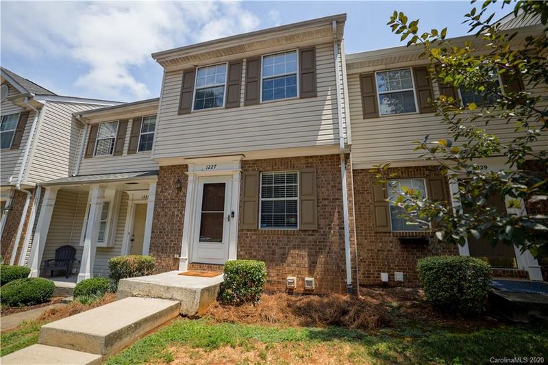 1227 Maple Shade Ln #275, Charlotte, NC 28270