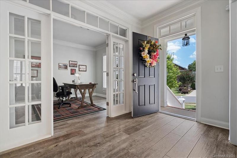 113 Lingle Dr, Davidson, NC 28036