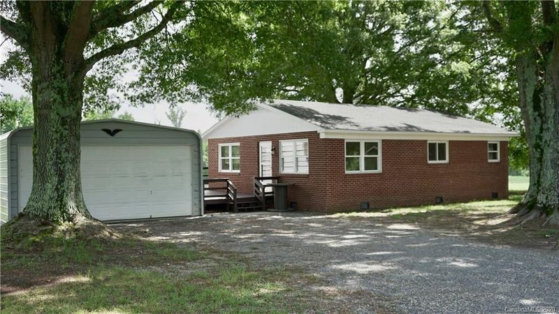 371 Anthony Grove Rd, Crouse, NC 28033