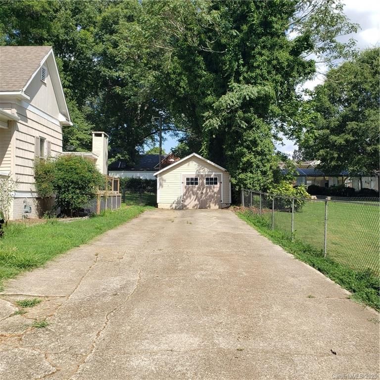 511 Main Ave, Newton, NC 28658