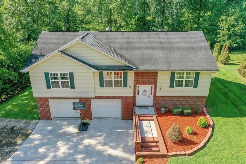 427 E L St, Newton, NC 28658