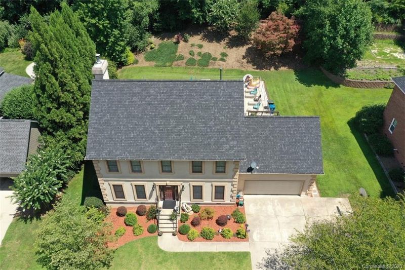 168 37th Avenue Pl, Hickory, NC 28601