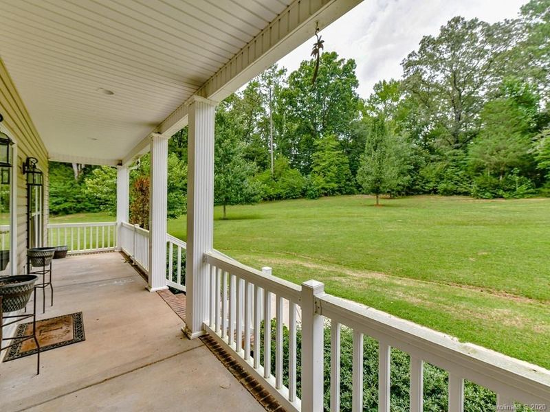 5479 Golf Course Rd, Great Falls, SC 29055