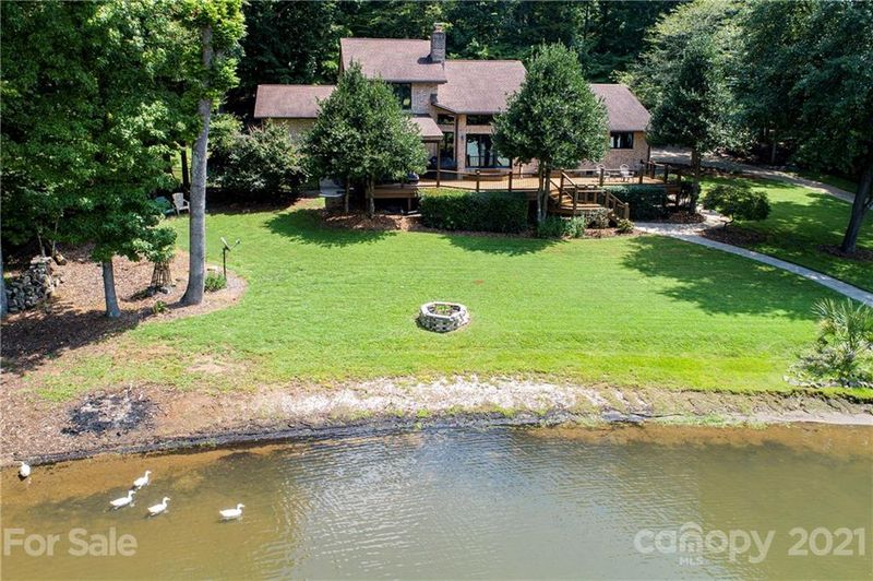9830 Windy Gap Rd, Charlotte, NC 28278