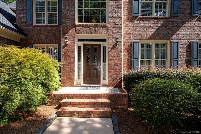 9850 Corrystone Dr, Charlotte, NC 28277