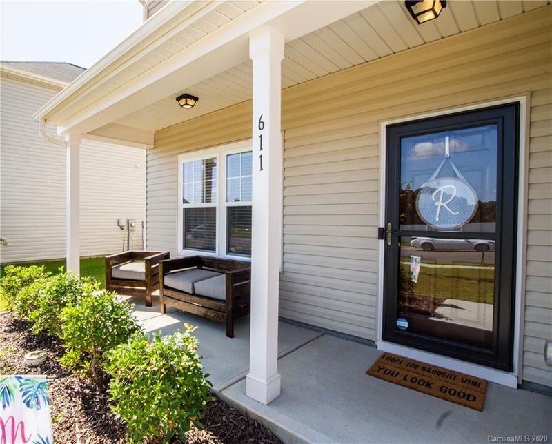 611 Falls Ln, Kannapolis, NC 28081