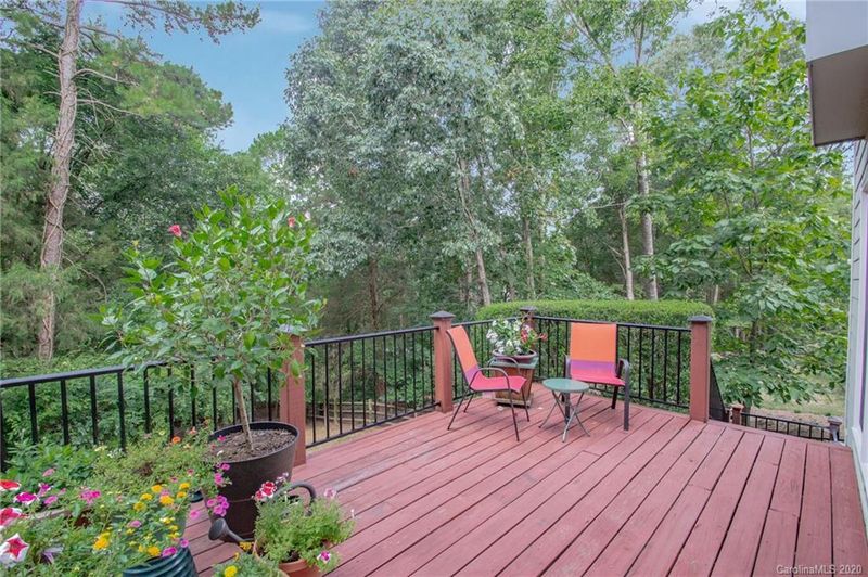 2024 Draymore Ln, Matthews, NC 28105